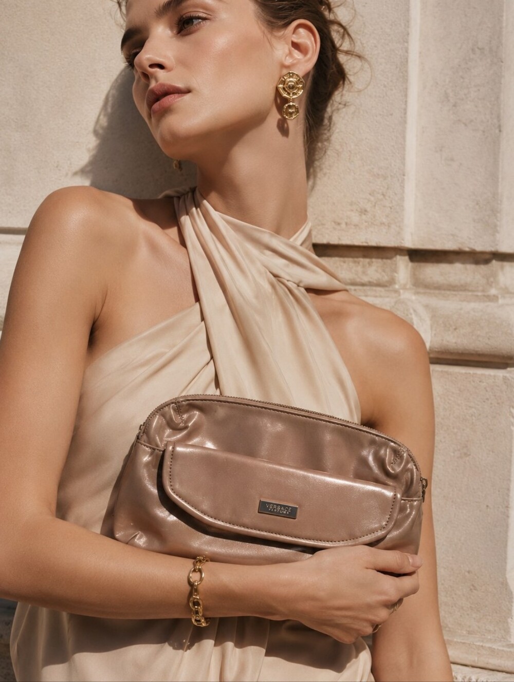 ✨ Versace Parfums Metallic Cosmetic Pouch / Clutch – Champagne Gold ✨ - Picture 1 of 6